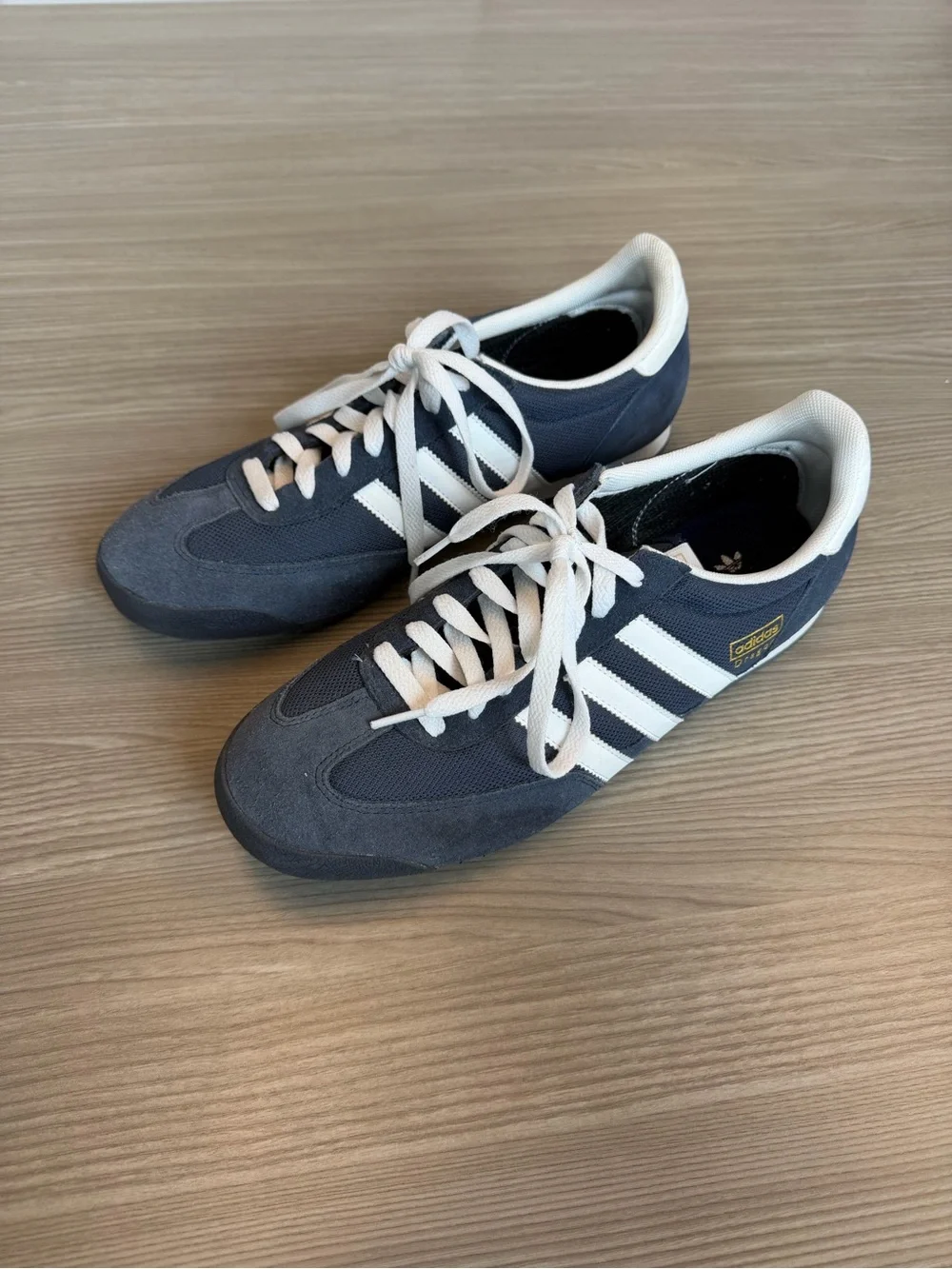 adidas Navy & White Classic Low-Profile Sneakers